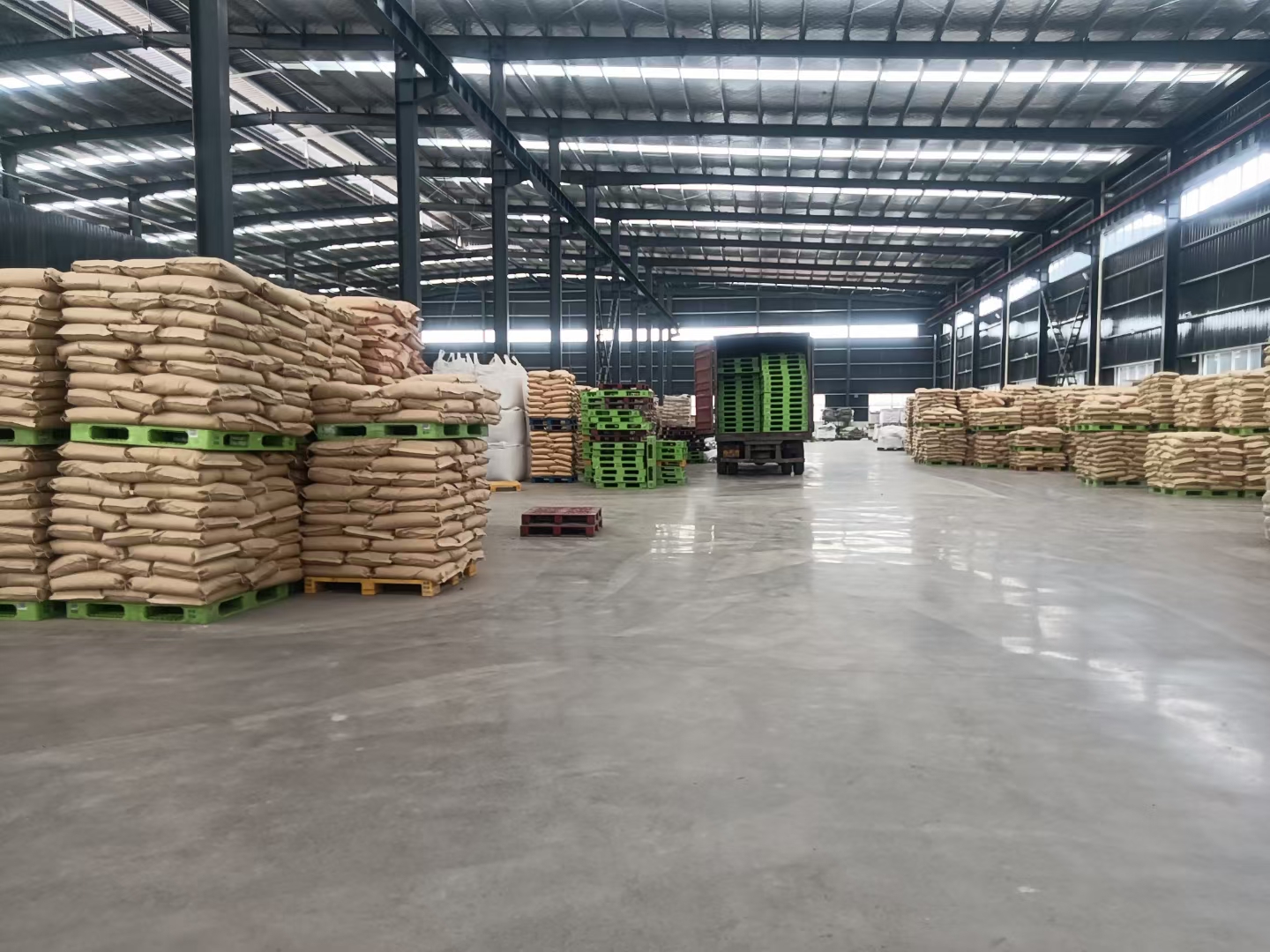 �����Ӿ۱�ϩ����